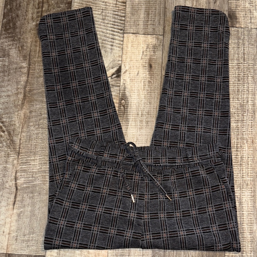 TRIBAL Black and Gray Plaid Pants-size M